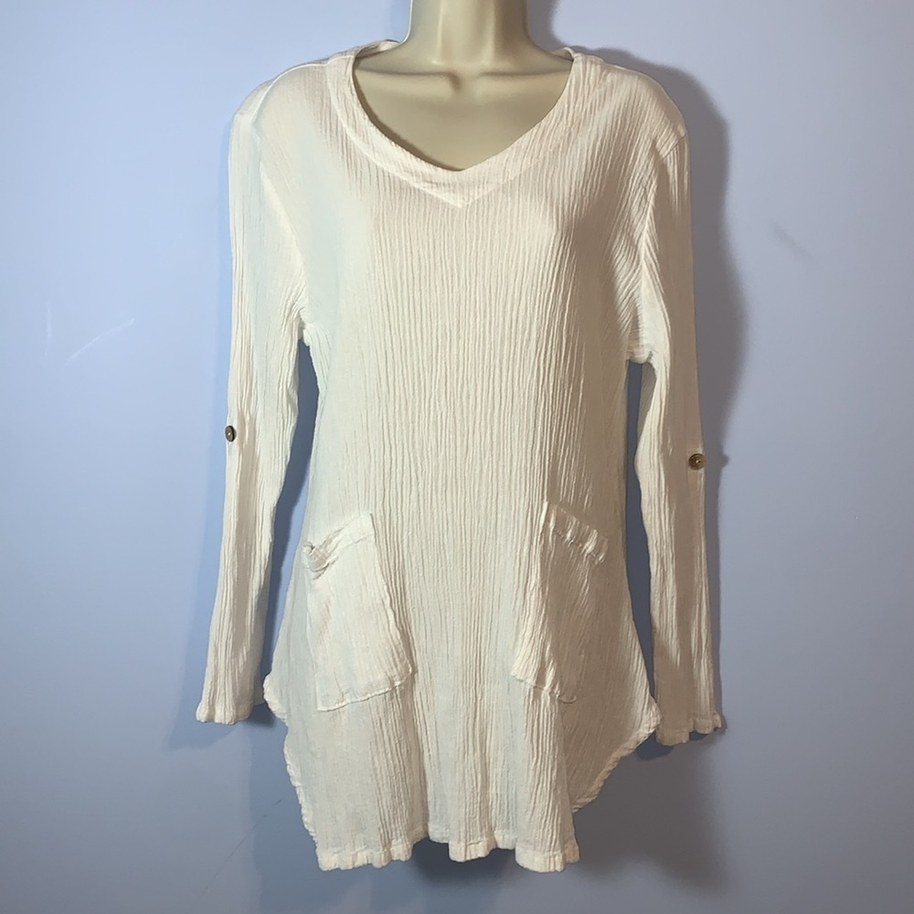Focus size large White Textured Long Sleeve crinkle v neck pockets linen cotton